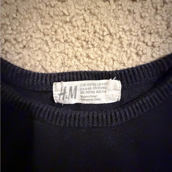 2 H&M Kids Sweaters - Navy with Pink Hearts and Dusty Rose with Animal Print - Picture 5 of 5